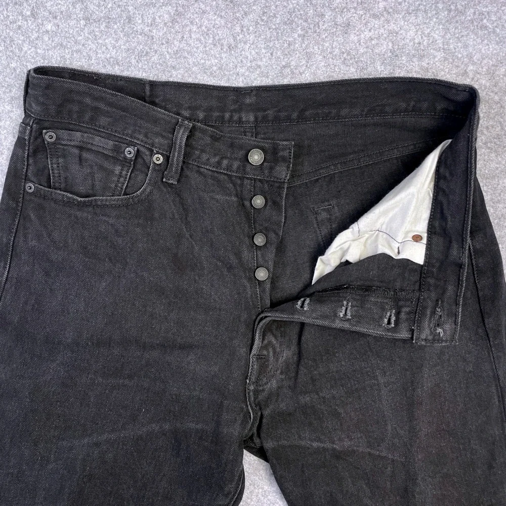 Levi's 501 Mens Jeans 36x32 (fits 34x30) Black Cotton Medium Wash Straight Leg